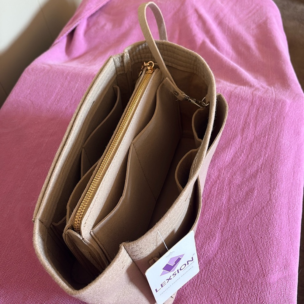 Brand New Perfect Purse Organizer for bags!